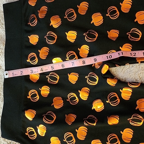 Pumpkin (S/M) Foil Black/Orange Halloween Leggings - Picture 9 of 10